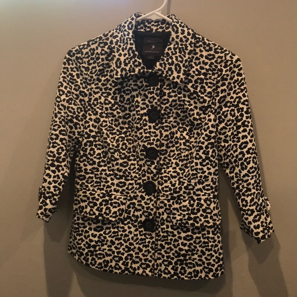 Trendy cheetah print blazer jacket
